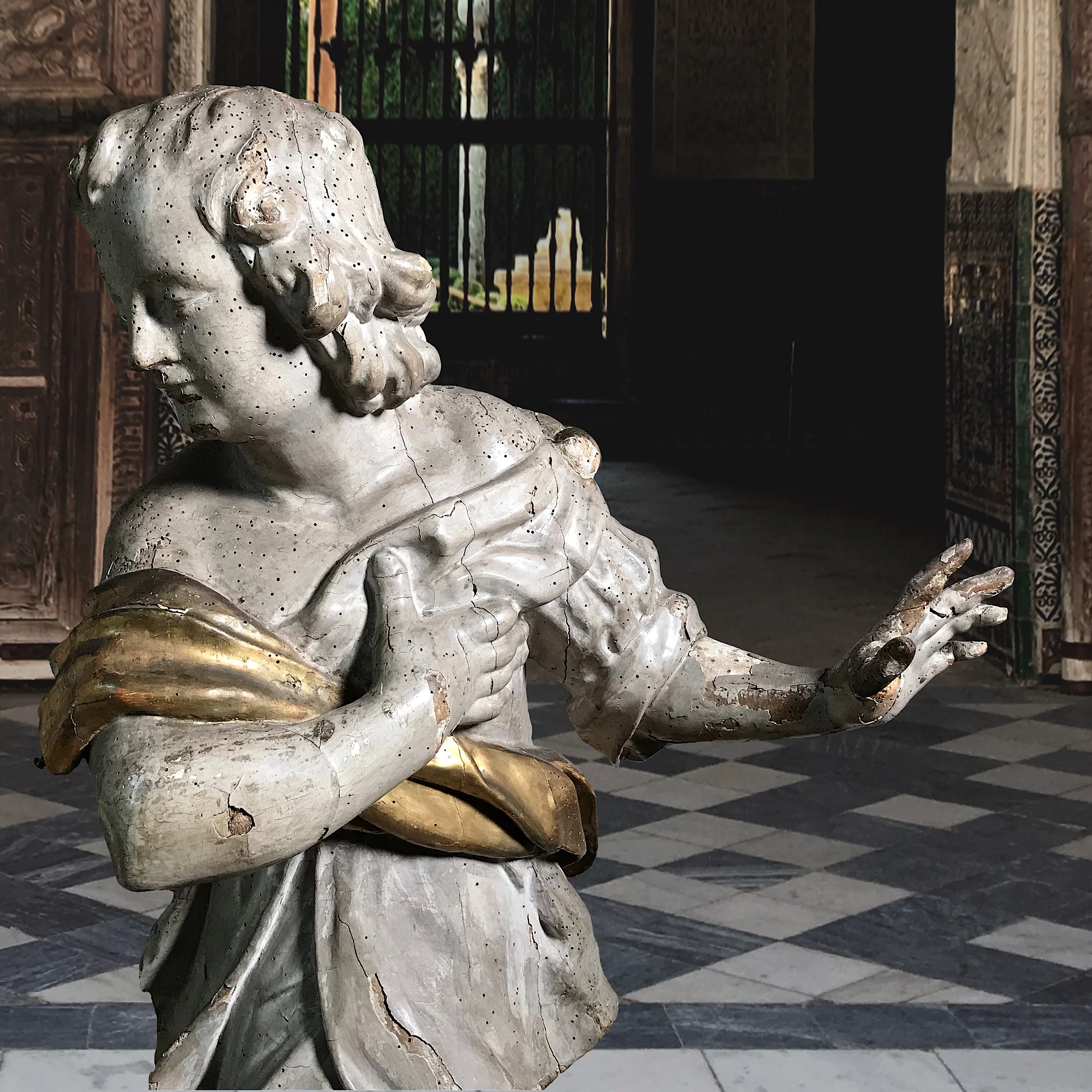 Pair of Exceptional Venetian Polychrome Angels Late 17th Century - Image 5